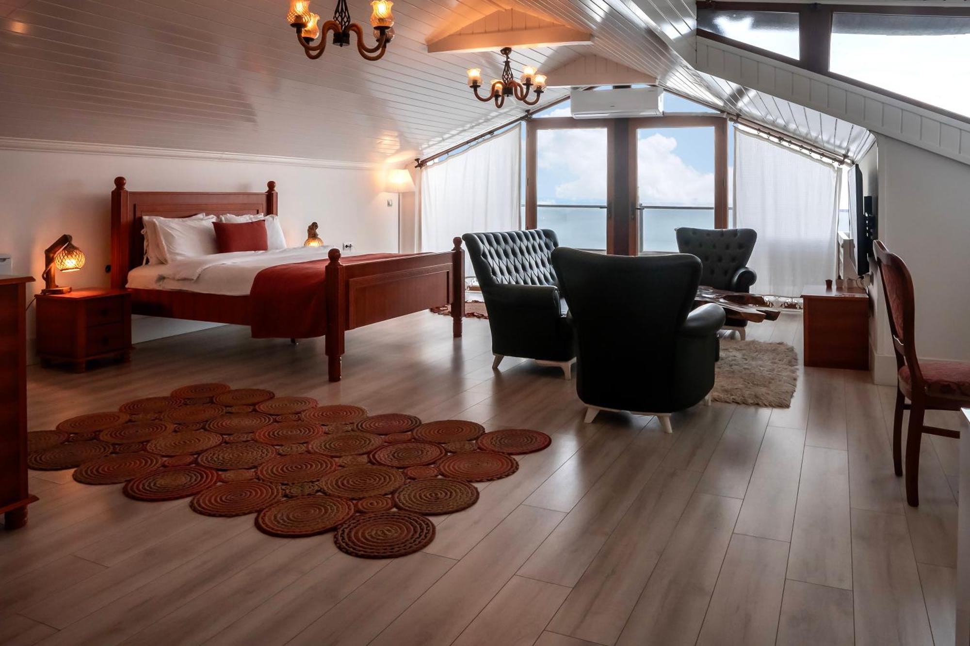 Hotel Black Lotus İzmir