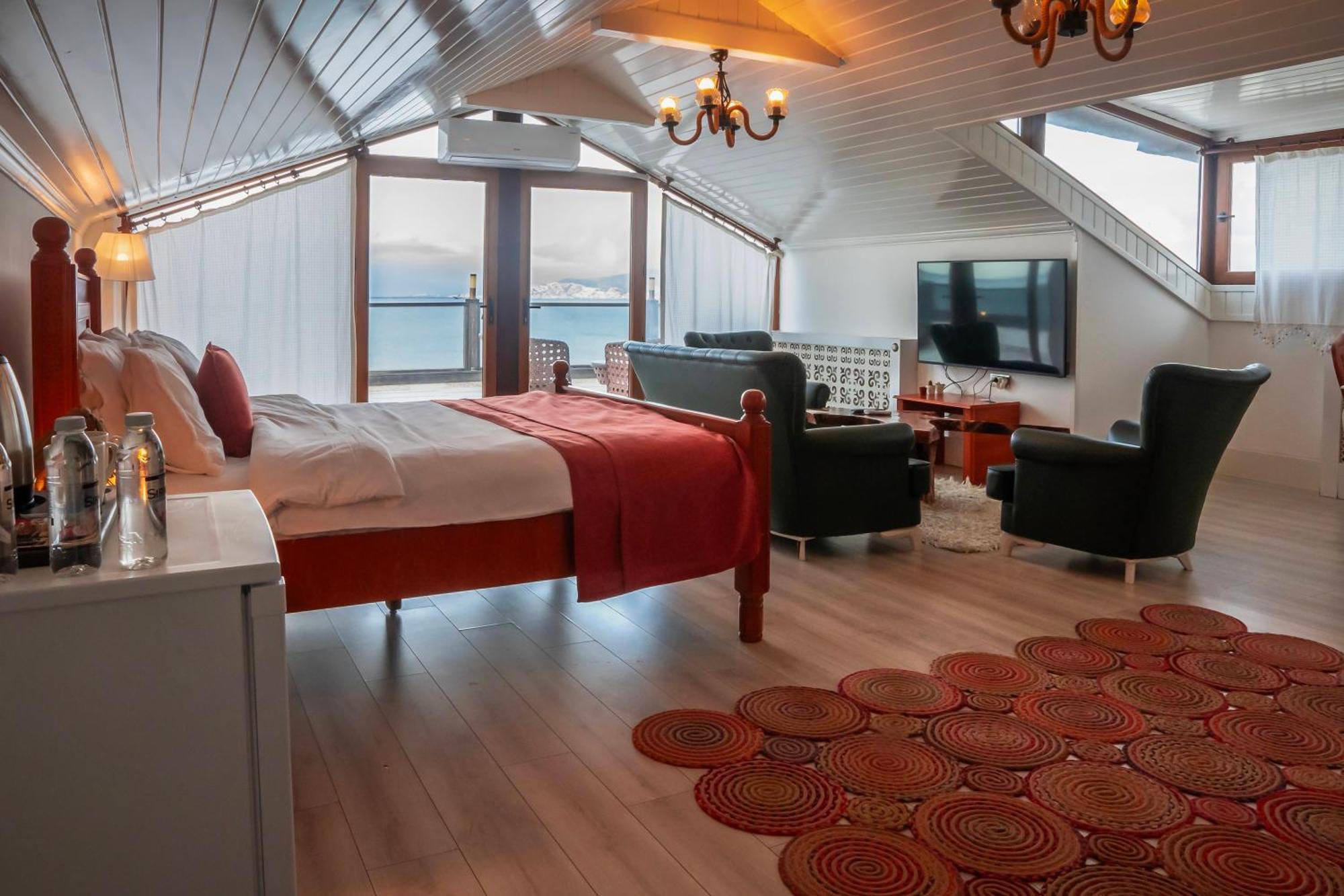 Hotel Black Lotus
