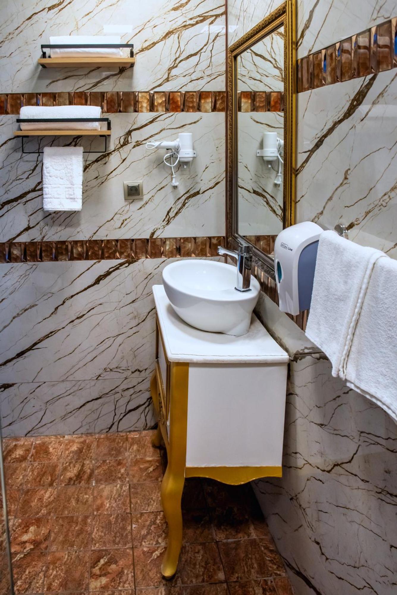 Hotel Black Lotus İzmir