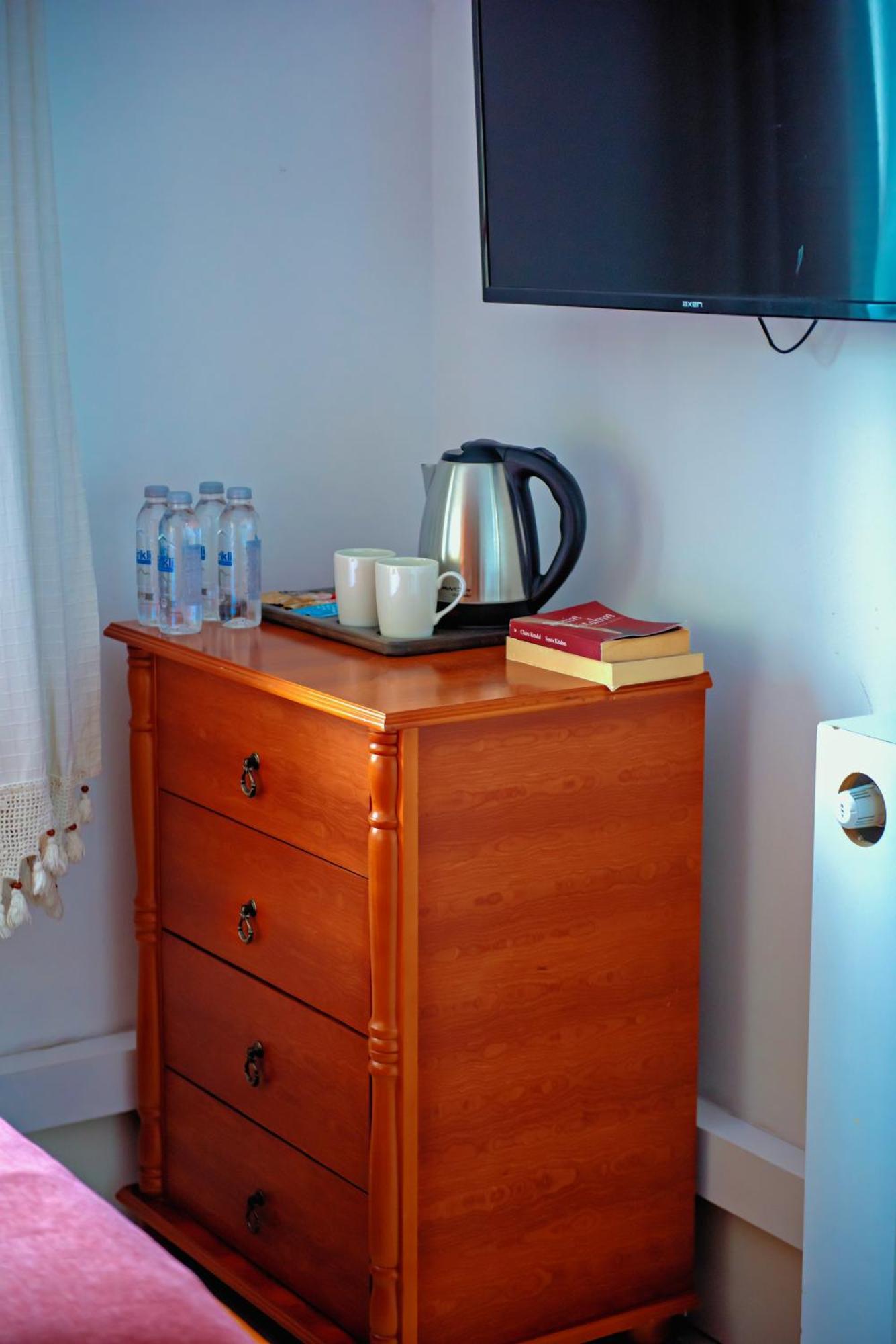 Hotel Black Lotus